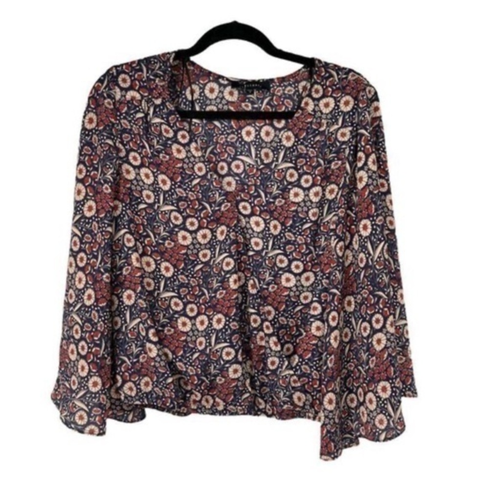 Sanctuary Navy Floral Bell Sleeve Wrap Top Blouse Size Medium Flowy Boho Casual